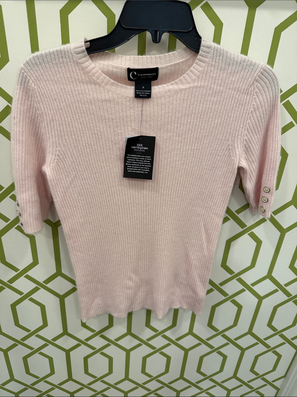 Bloomingdale's Pink Ribbed Short Sleeve Cashmere Sweater with Sleeve Buttons!